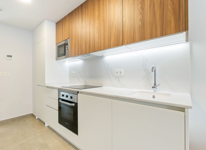 Resale - Apartment / flat - Torrevieia - Playa del Cura