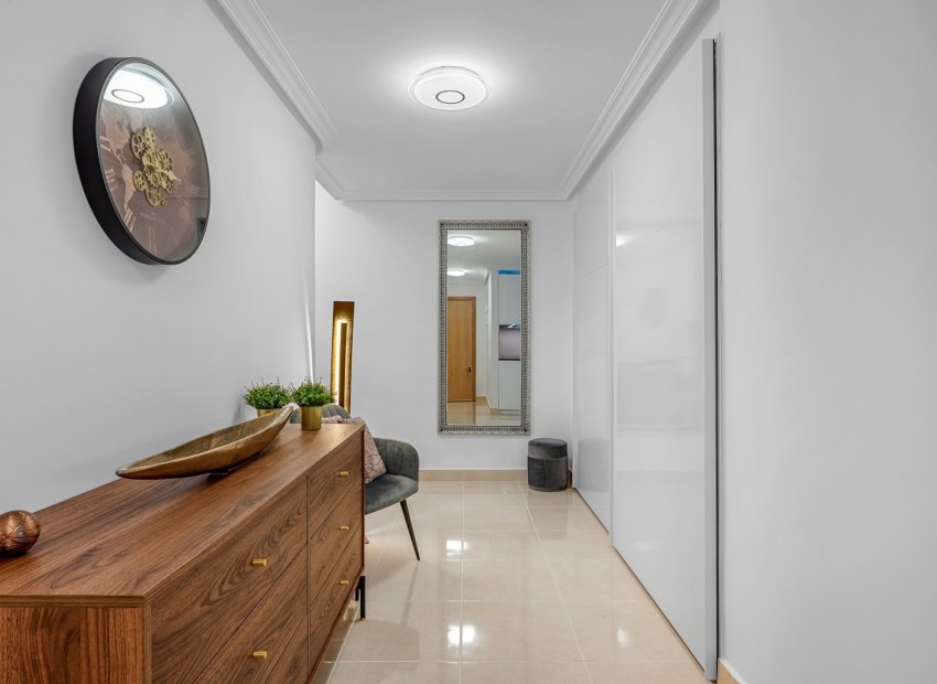 Resale - Apartment / flat - Torrevieia - Playa del Cura