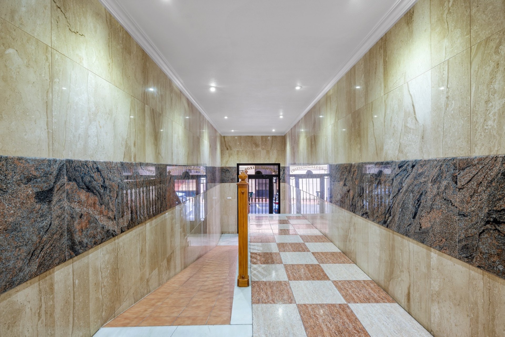 Resale - Apartment / flat - Torrevieia - Playa del Cura