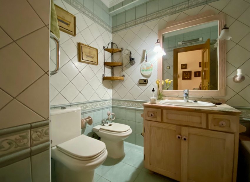 Resale - Apartment / flat - Torrevieia - Playa del Cura