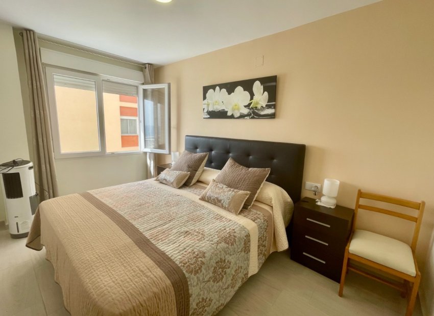 Resale - Apartment / flat - Torrevieia - Playa del Cura