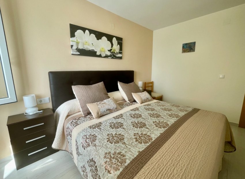 Resale - Apartment / flat - Torrevieia - Playa del Cura