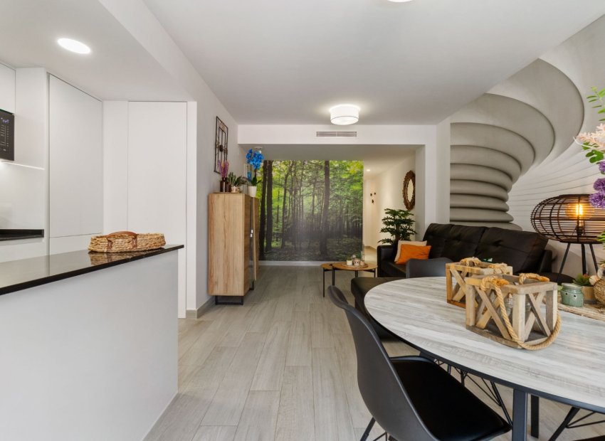 Resale - Apartment / flat - Torrevieia - Playa del Cura