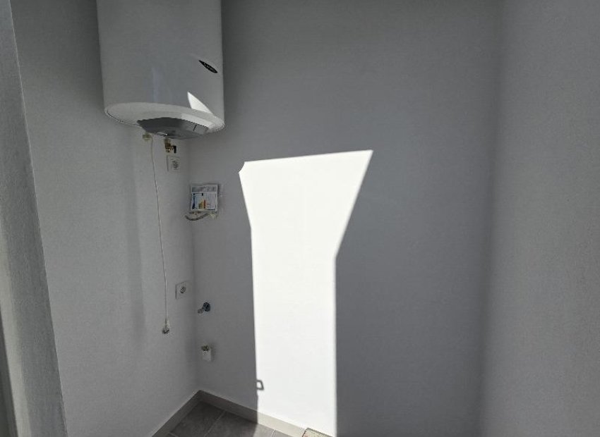 Resale - Apartment / flat - Torrevieia - Playa del Cura