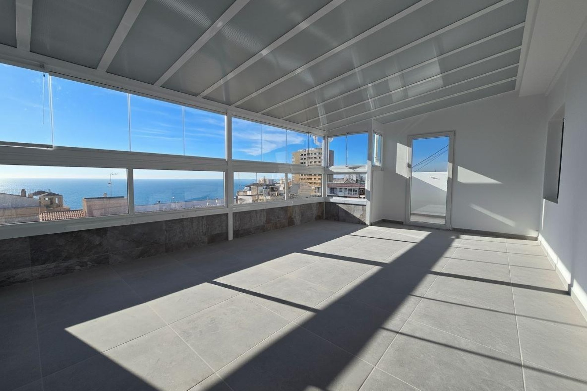 Resale - Apartment / flat - Torrevieia - Playa del Cura