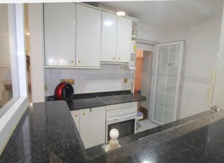 Resale - Apartment / flat - Torrevieia - Playa del Cura