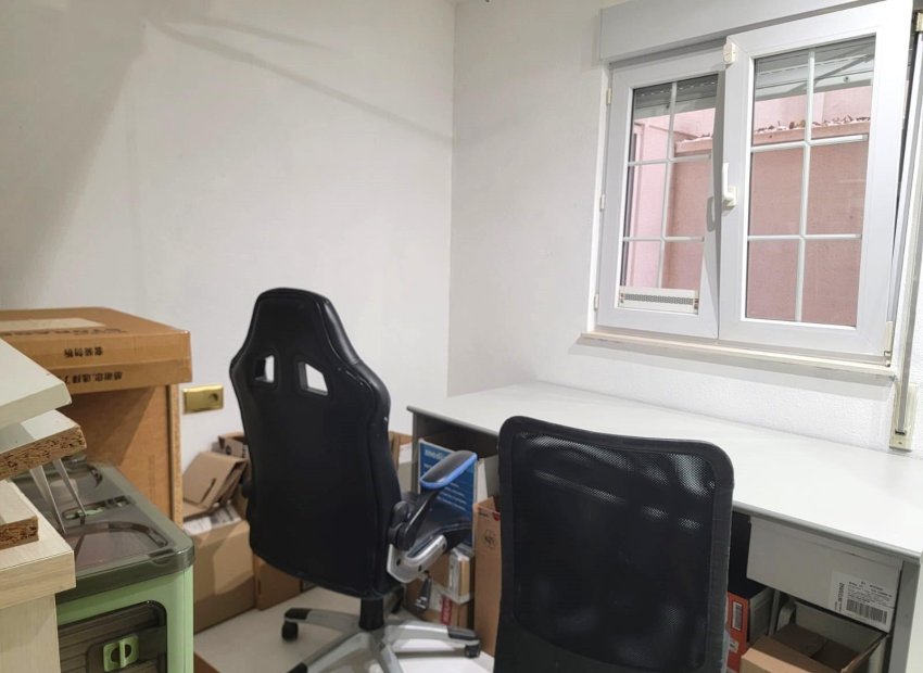 Resale - Apartment / flat - Torrevieia - Playa del Cura