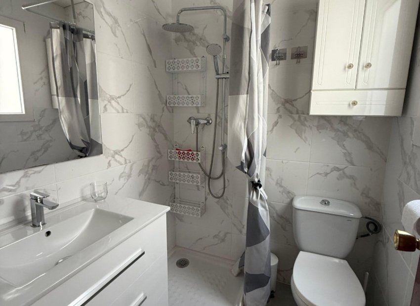 Resale - Apartment / flat - Torrevieia - Playa del Cura