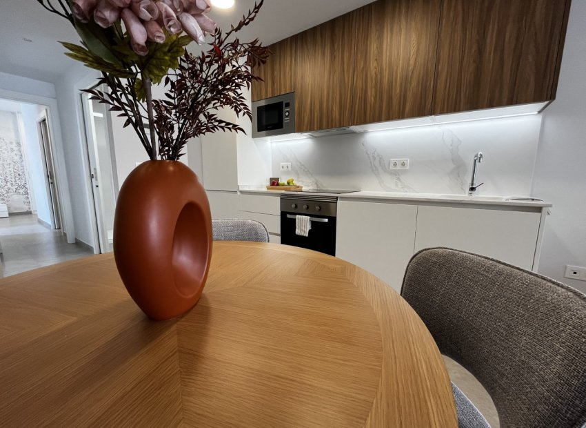 Resale - Apartment / flat - Torrevieia - Playa del Cura