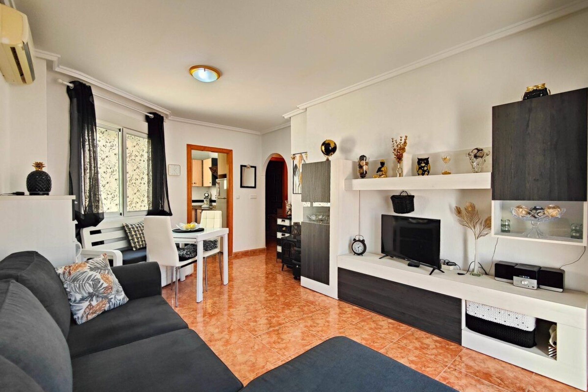 Resale - Apartment / flat - Torrevieia - Playa del Cura