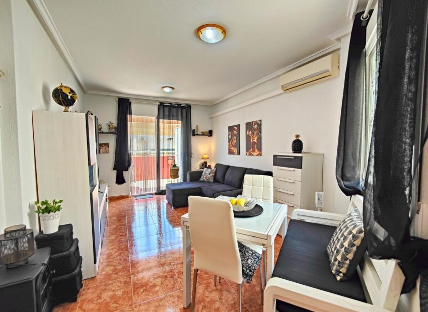 Resale - Apartment / flat - Torrevieia - Playa del Cura