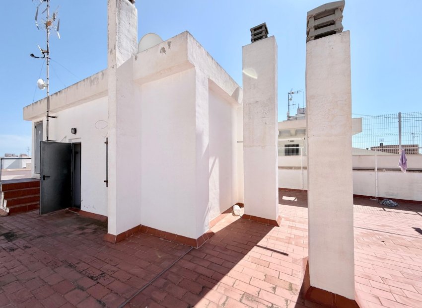 Resale - Apartment / flat - Torrevieia - Playa del Cura