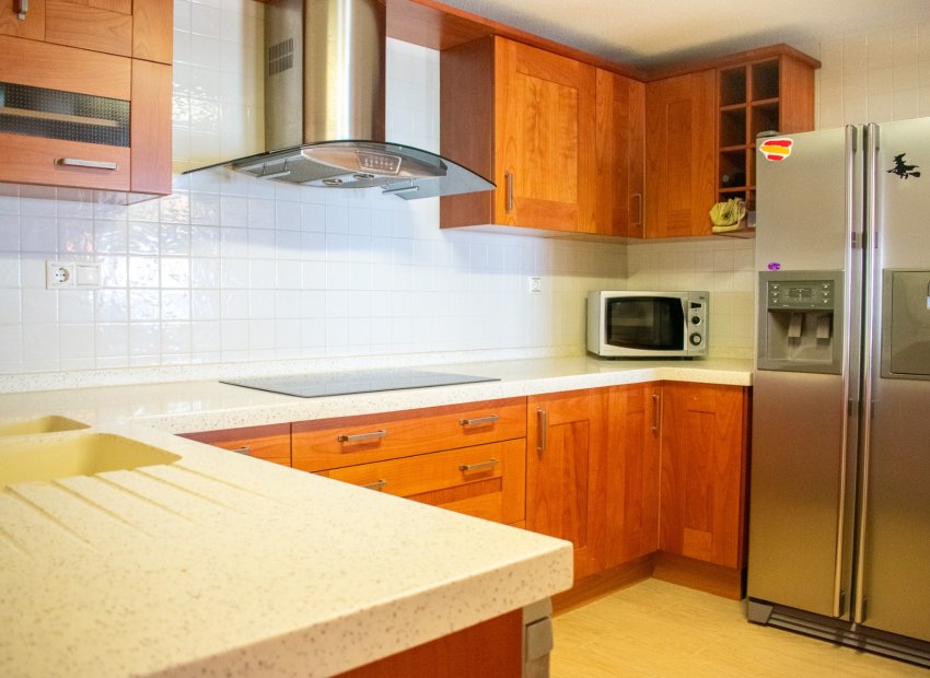 Resale - Apartment / flat - Torrevieia - Playa Los Locos