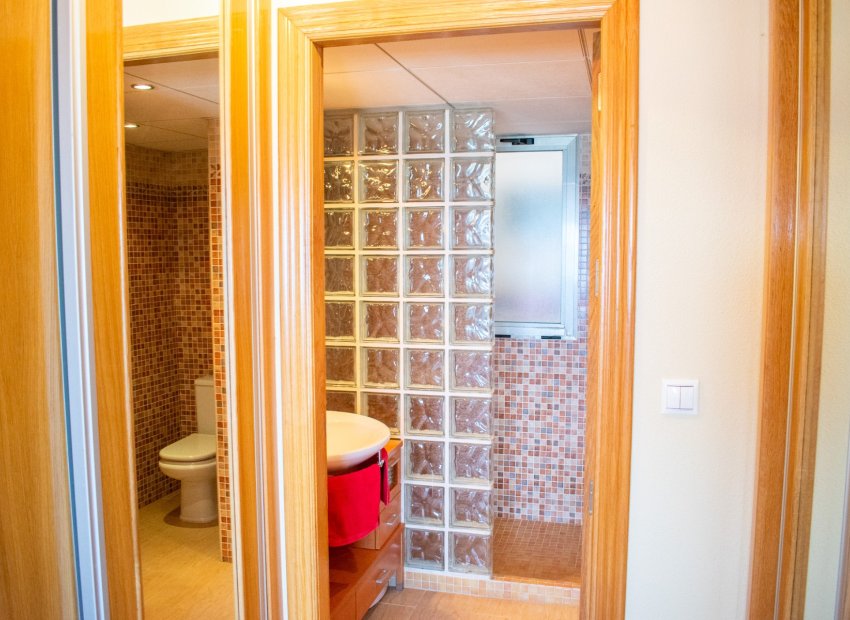 Resale - Apartment / flat - Torrevieia - Playa Los Locos