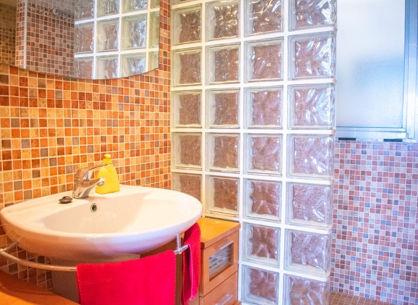 Resale - Apartment / flat - Torrevieia - Playa Los Locos