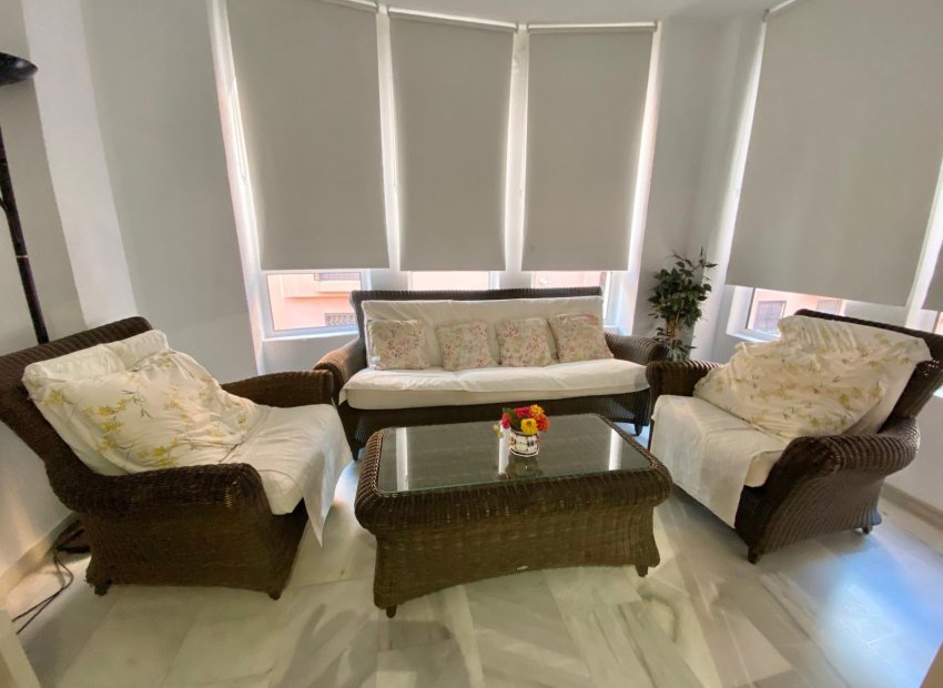 Resale - Apartment / flat - Torrevieia - Playa Los Locos