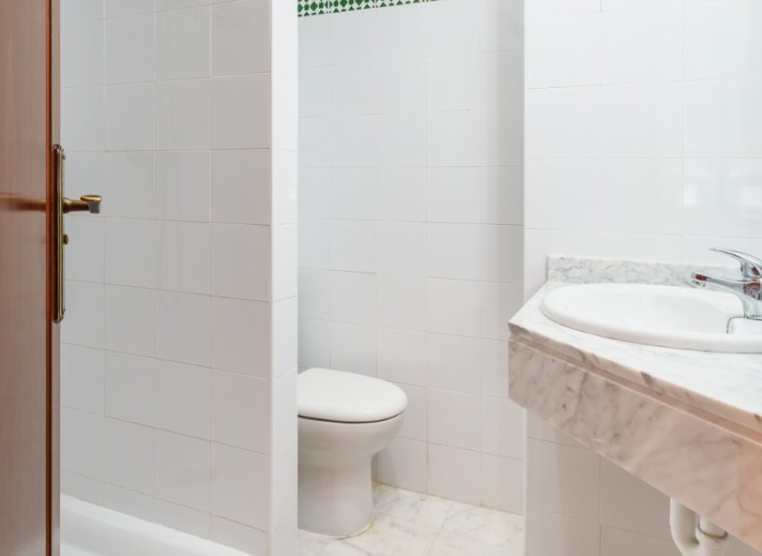 Resale - Apartment / flat - Torrevieia - Playa Los Locos