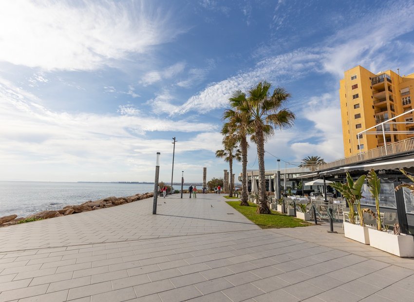 Resale - Apartment / flat - Torrevieia - Playa Los Locos