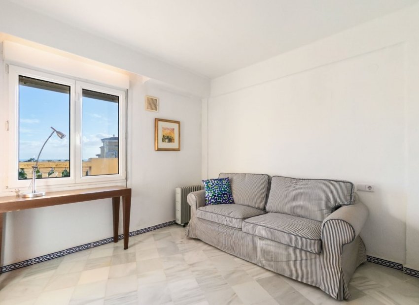 Resale - Apartment / flat - Torrevieia - Playa Los Locos