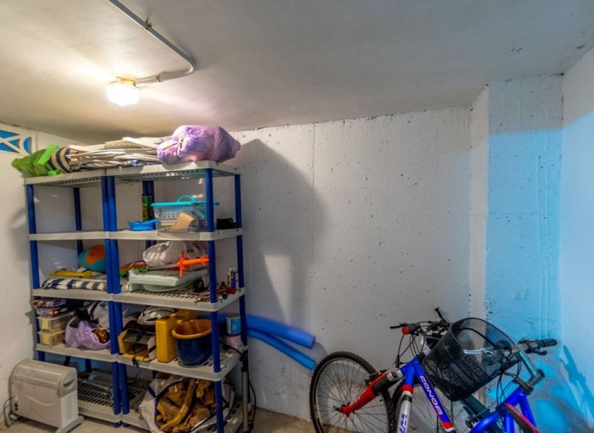 Resale - Apartment / flat - Torrevieia - Playa Los Locos