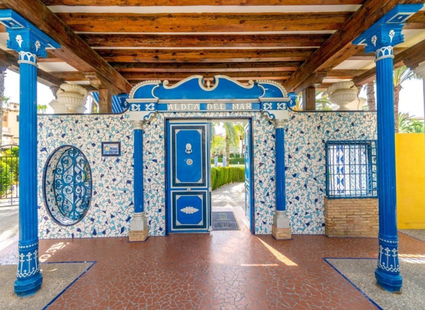 Resale - Apartment / flat - Torrevieia - Playa Los Locos