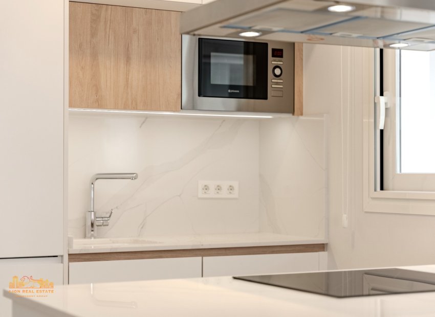 Resale - Apartment / flat - Torrevieia - Playa Los Locos