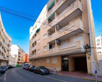 Resale - Apartment / flat - Torrevieia - Playa Los Locos