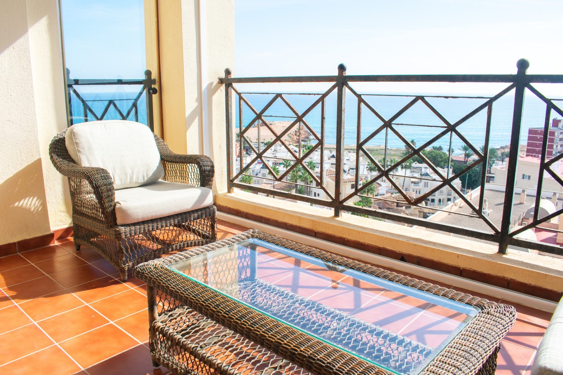 Resale - Apartment / flat - Torrevieia - Playa Los Locos