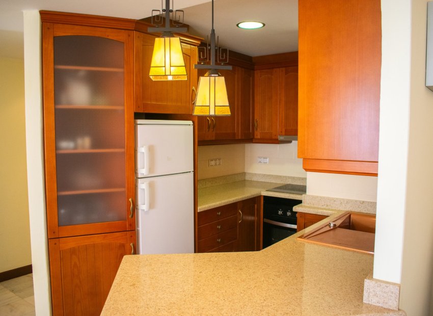 Resale - Apartment / flat - Torrevieia - Playa Los Locos