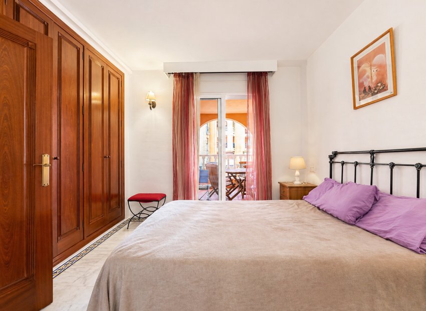 Resale - Apartment / flat - Torrevieia - Playa Los Locos