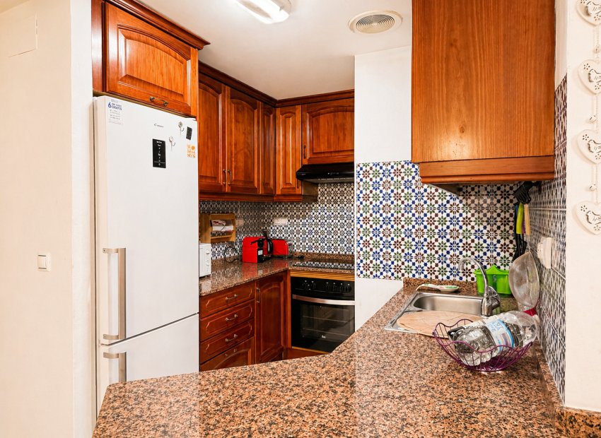 Resale - Apartment / flat - Torrevieia - Playa Los Locos