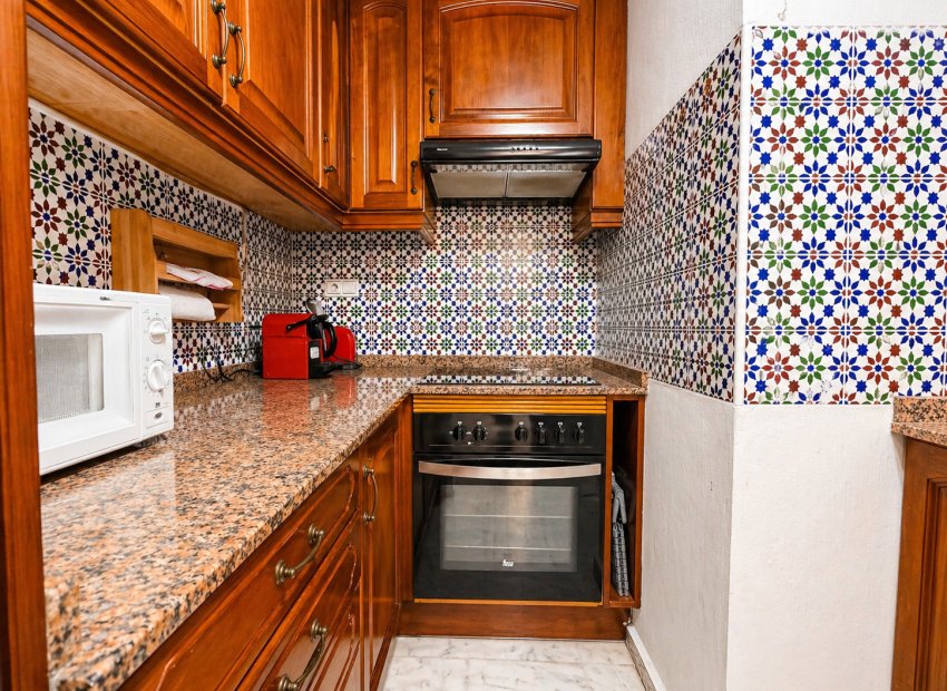 Resale - Apartment / flat - Torrevieia - Playa Los Locos