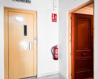 Resale - Apartment / flat - Torrevieia - Playa Los Naufragos