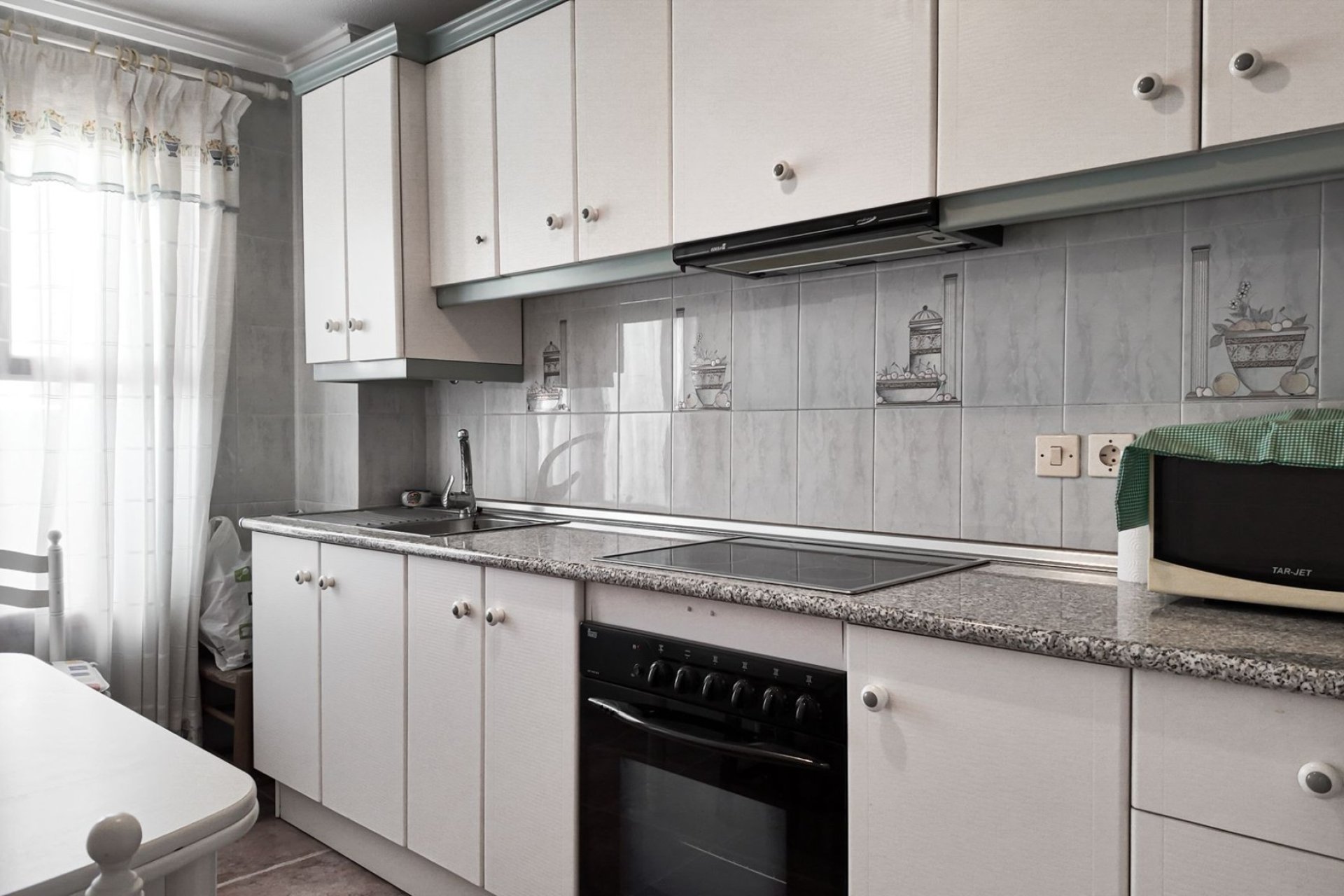 Resale - Apartment / flat - Torrevieia - Playa Los Naufragos