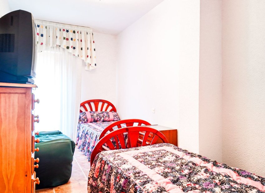 Resale - Apartment / flat - Torrevieia - Playa Los Naufragos