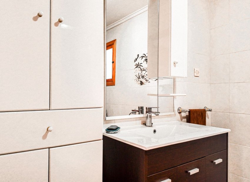 Resale - Apartment / flat - Torrevieia - Playa Los Naufragos