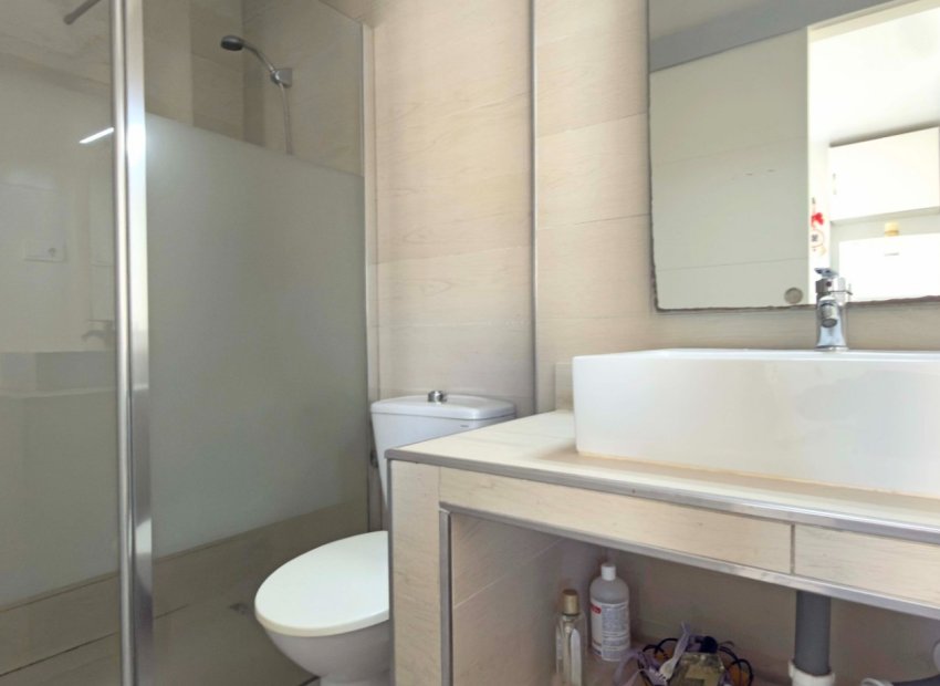 Resale - Apartment / flat - Torrevieia - Playa Los Naufragos