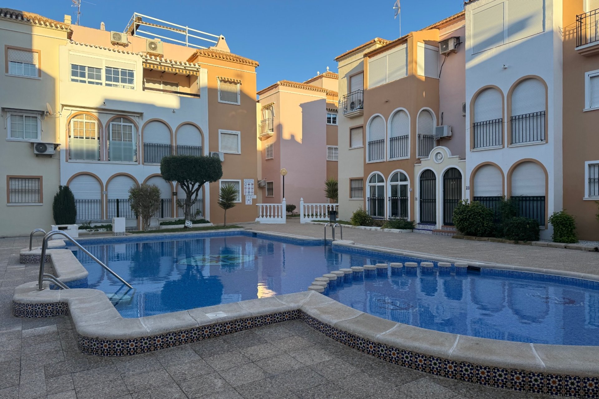 Resale - Apartment / flat - Torrevieia - Playa Los Naufragos