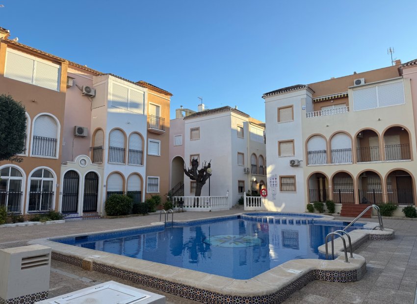 Resale - Apartment / flat - Torrevieia - Playa Los Naufragos