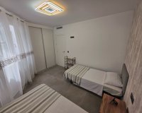 Resale - Apartment / flat - Torrevieia - Puerto