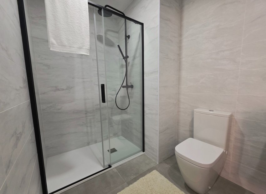 Resale - Apartment / flat - Torrevieia - Puerto