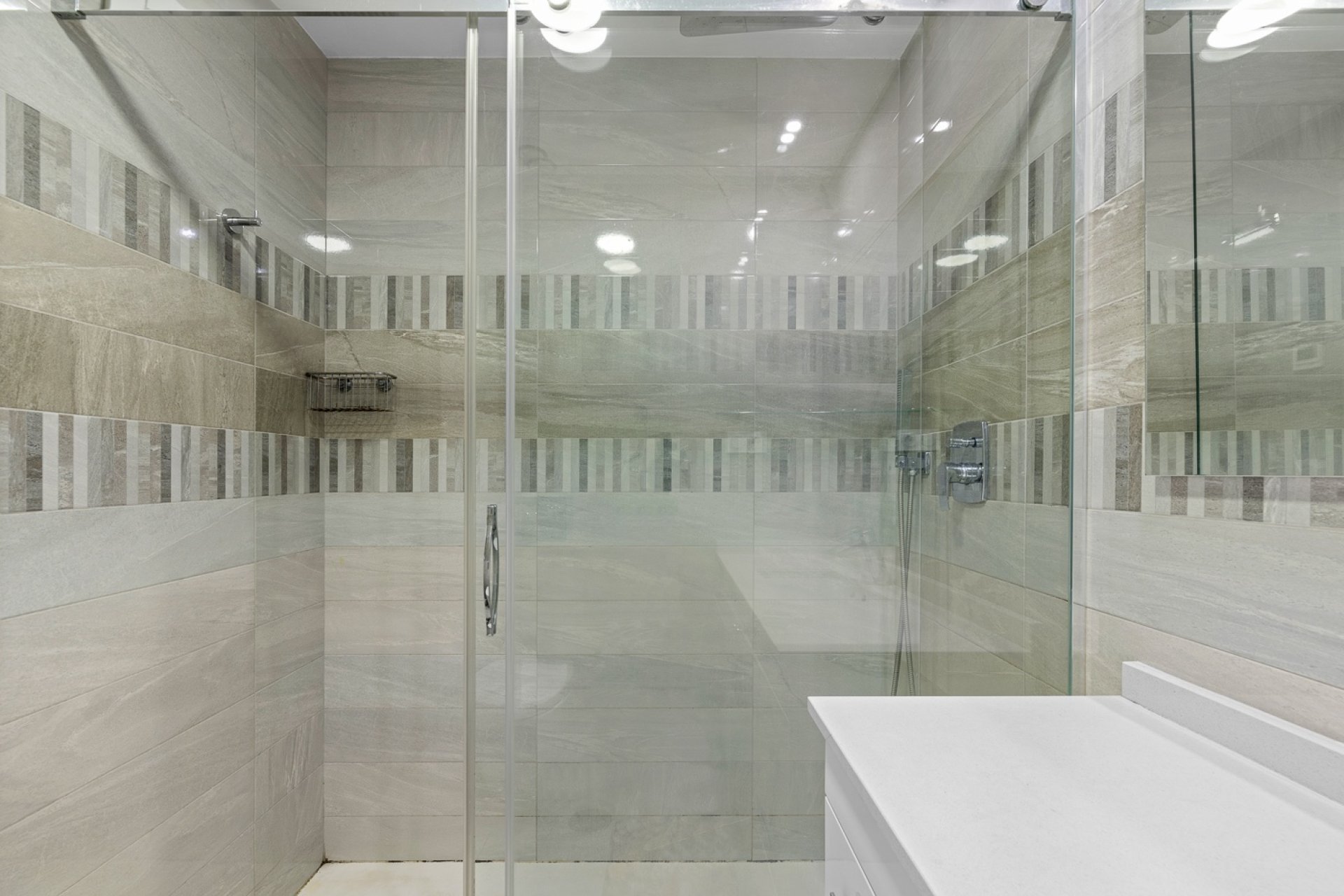 Resale - Apartment / flat - Torrevieia - Punta Prima