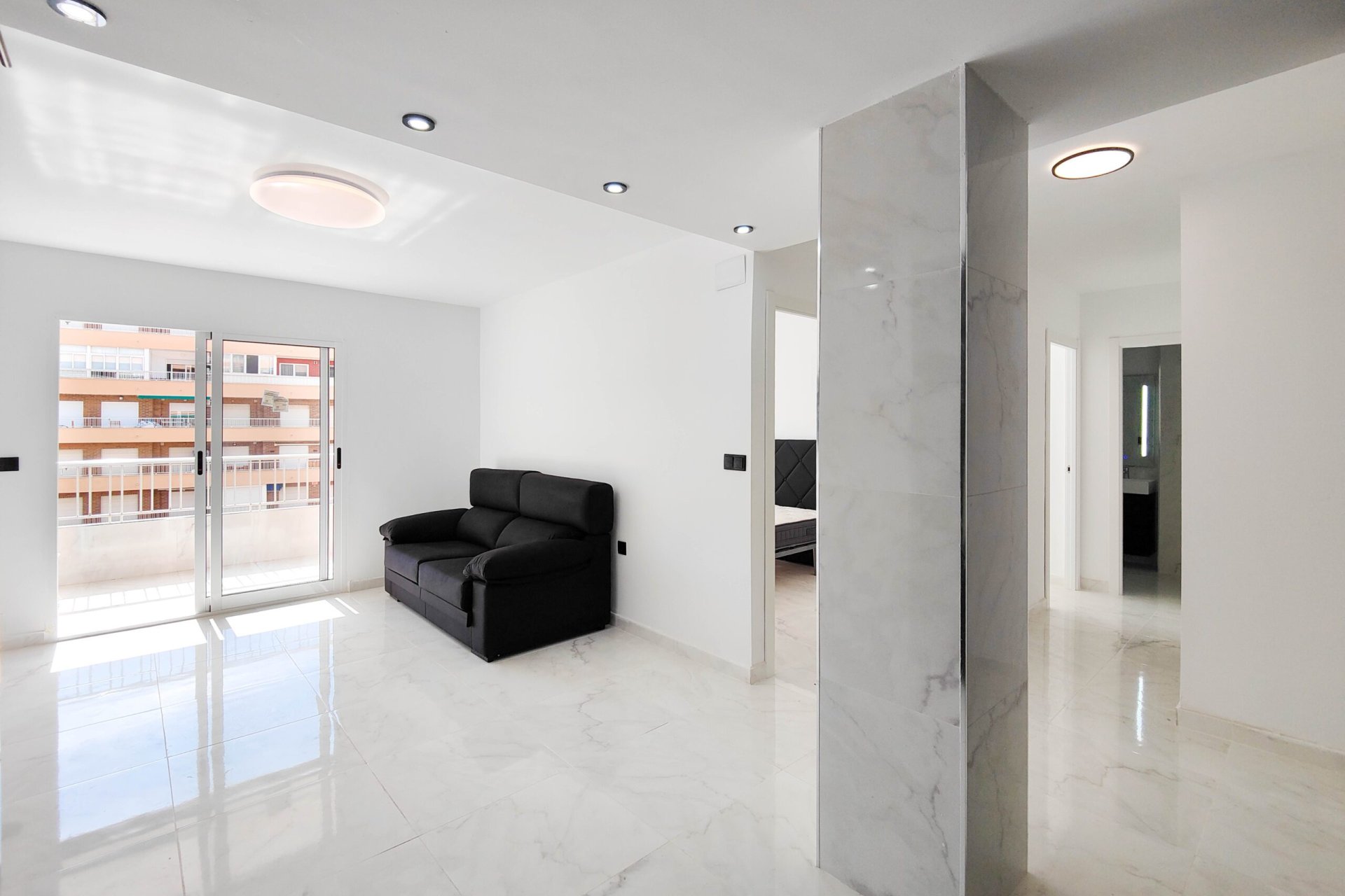 Resale - Apartment / flat - Torrevieia - Punta Prima