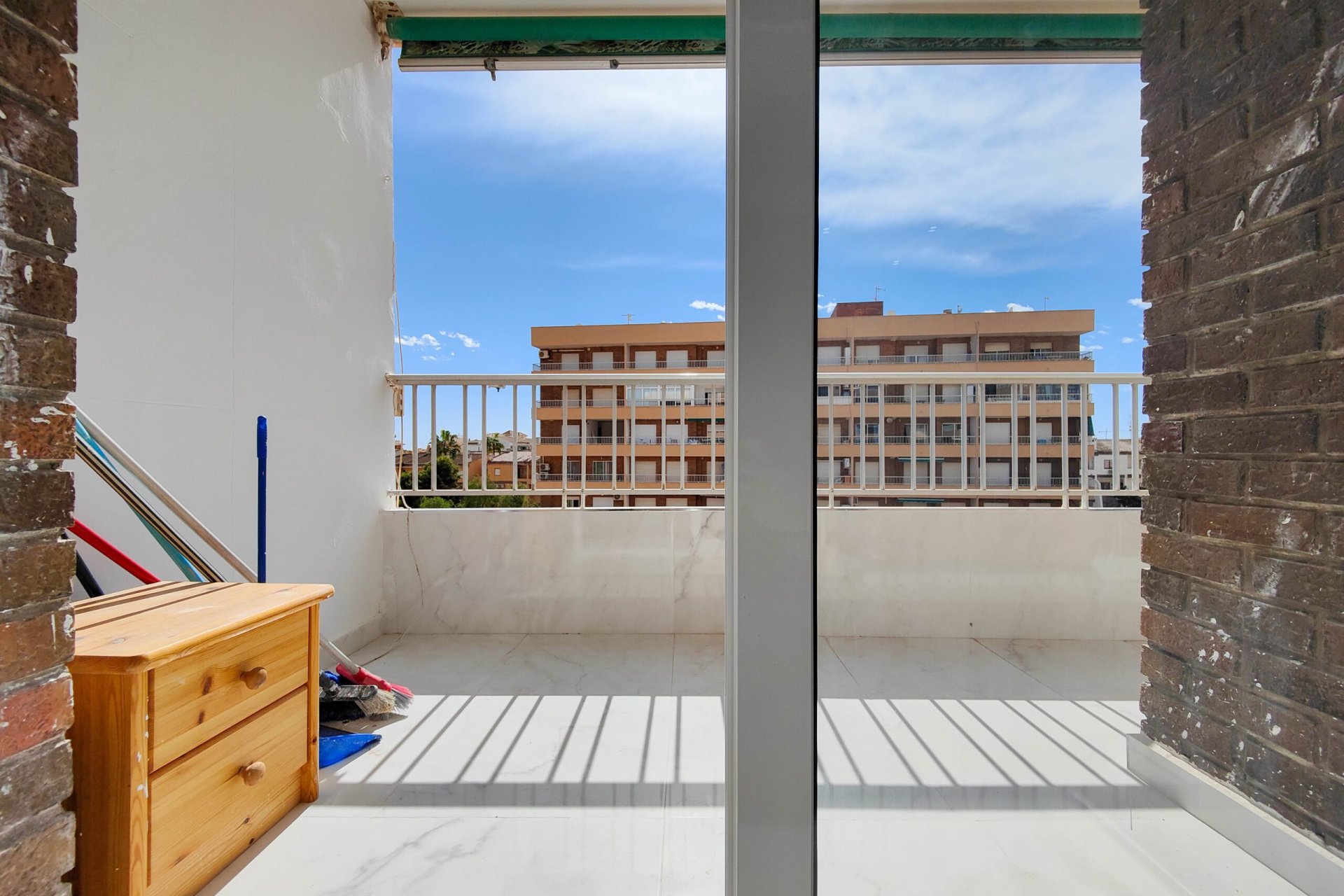 Resale - Apartment / flat - Torrevieia - Punta Prima