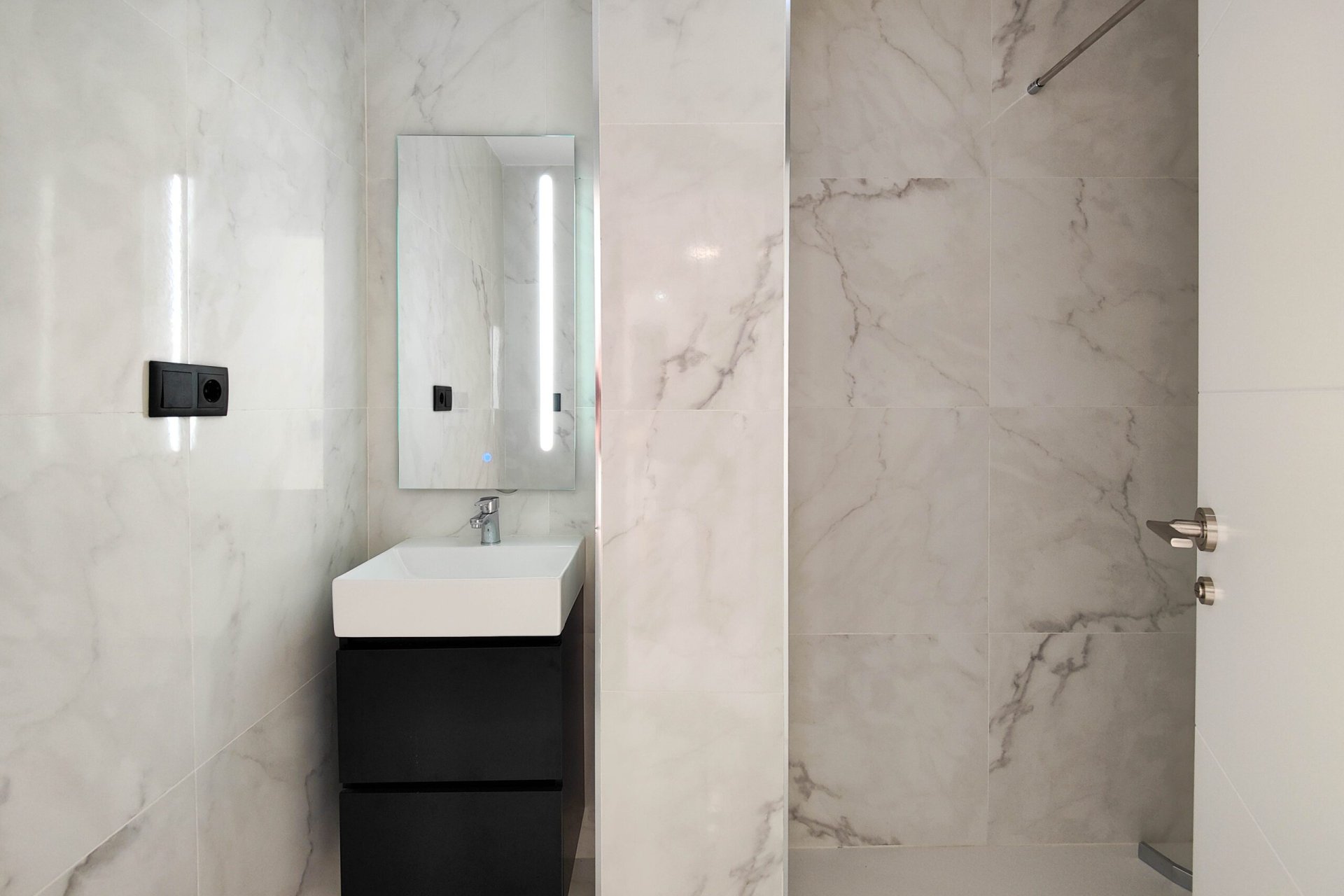 Resale - Apartment / flat - Torrevieia - Punta Prima