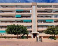 Resale - Apartment / flat - Torrevieia - Punta Prima