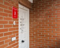 Resale - Apartment / flat - Torrevieia - Punta Prima