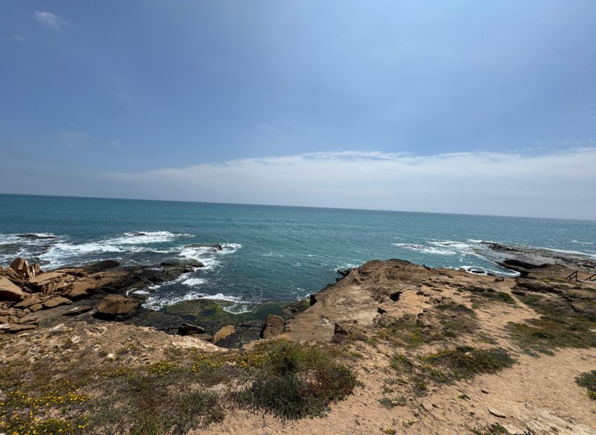 Resale - Apartment / flat - Torrevieia - Torrevieja>Cabo Cervera