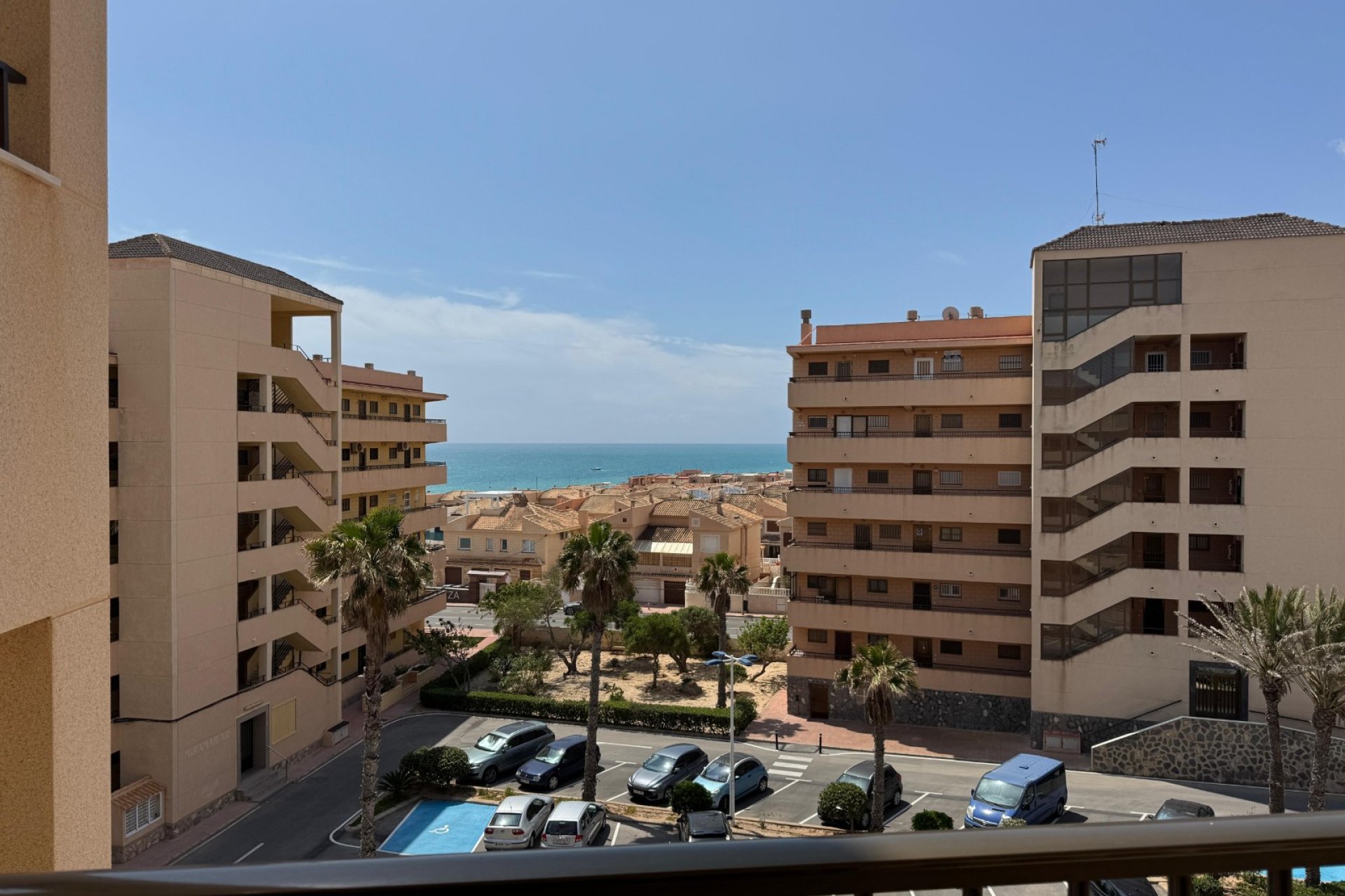 Resale - Apartment / flat - Torrevieia - Torrevieja>Cabo Cervera