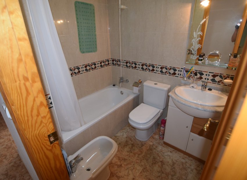 Resale - Apartment / flat - Torrevieia - Torrevieja